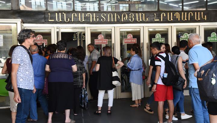 Երկրում կառավարական ճգնաժամ է․«Հրապարակ»