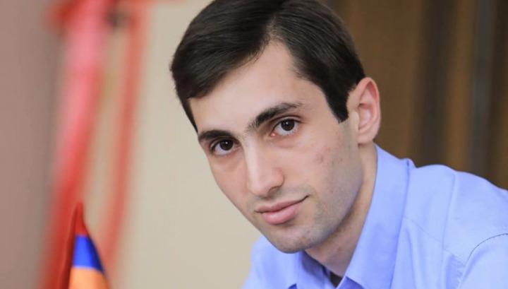 «Լույս»-ն առաջարկում է բարձրացնել քաղաքապետարանի աշխատակիցների աշխատավարձերը