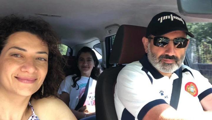 Վարչապետը վայելում է «երբեմնի կյանքի հաճույքները»