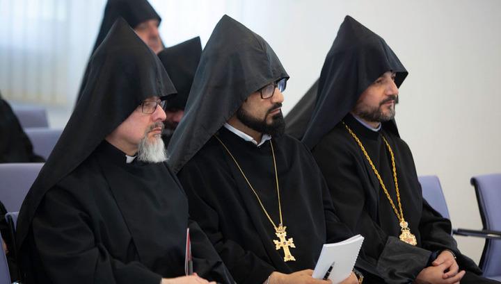 Մայր Աթոռում մեկնարկել է միաբանական համագումարը