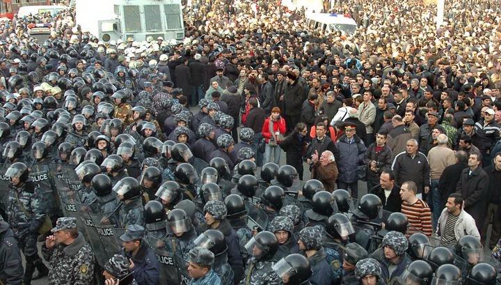 Կա տեսակետ, որ 2008-ի արյունալի բախումները հրահրել են Փաշինյանն ու Տեր-Պետրոսյանը. BBC