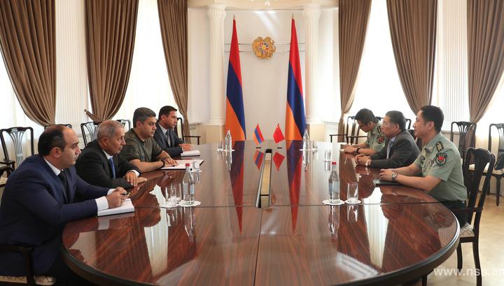 Արթուր Վանեցյանը Չինաստանի դեսպանի հետ քննարկել է փոխգործակցությունը