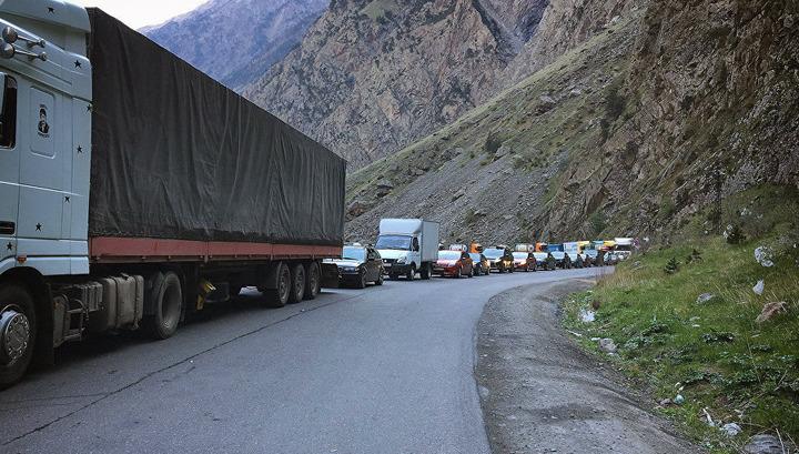 Սահմանափակել կցորդով բեռնատարների հոսքը Գոգավանի անցակետով․ՊԵԿ