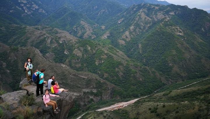 Զբոսաշրջության աճի տվյալները՝ ըստ վարչապետի և ԱՎԾ-ի. դրանք տարբեր են․ Fip.am