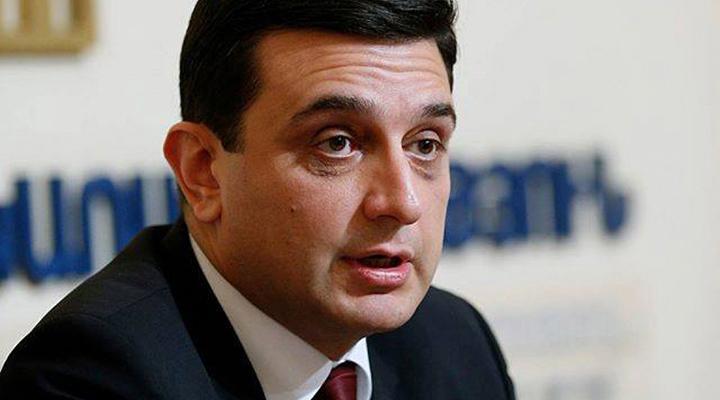 Թող մարդկանց երեսին ասի, ոչ թե լայվով.Արմեն Մուրադյանը՝ Թորոսյանին.News.am