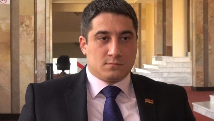 Իմքայլական Էդգար Առաքելյանի լիազորությունները դադարեցվեցին