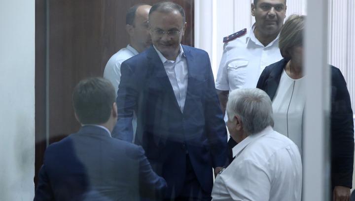 Դատարանը Սեյրան Օհանյանին թույլատրեց երկրից բացակայել