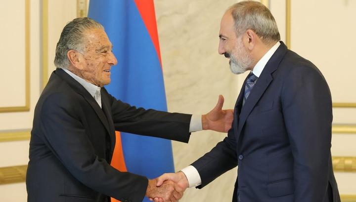 Էդուարդո Էռնեկյանը նման բան չէր ասել. Փաշինյանը խաբել է. մաս 45․ «Ժողովուրդ»