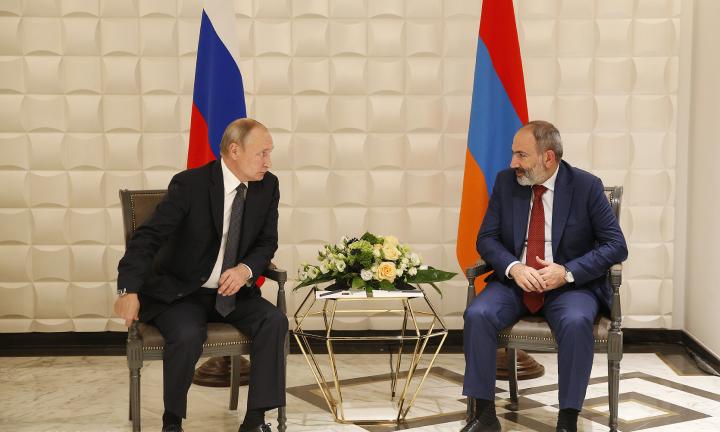 Նիկոլ Փաշինյանը հեռախոսազրույց է ունեցել Վլադիմիր Պուտինի հետ