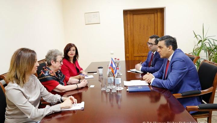 Արման Թաթոյանը ԵՄ դեսպանի հետ քննարկել է դատաիրավական բարեփոխումները