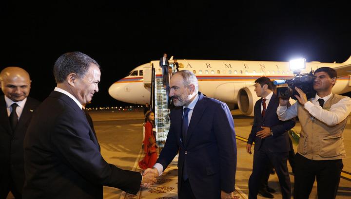 Վարչապետը ժամանել է Աշխաբադ