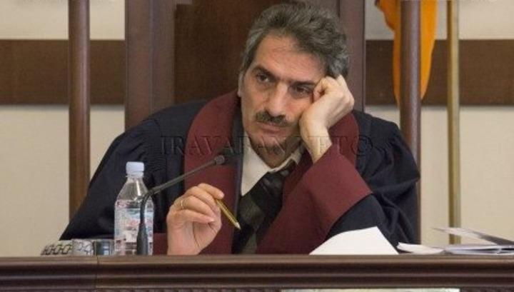 ՍԴ դատավոր Ֆելիքս Թոխյանը հեռացվել է ամբիոնի վարիչի պաշտոնից. «Փաստ»