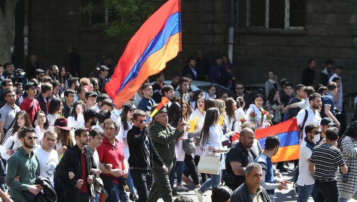 Իրավապահ համակարգի դելեգիտիմիզացիան․ 168.am