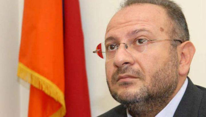 Ի՞նչ էր փորձում անել դավաճանը երեկ. Բագրատ Եսայան