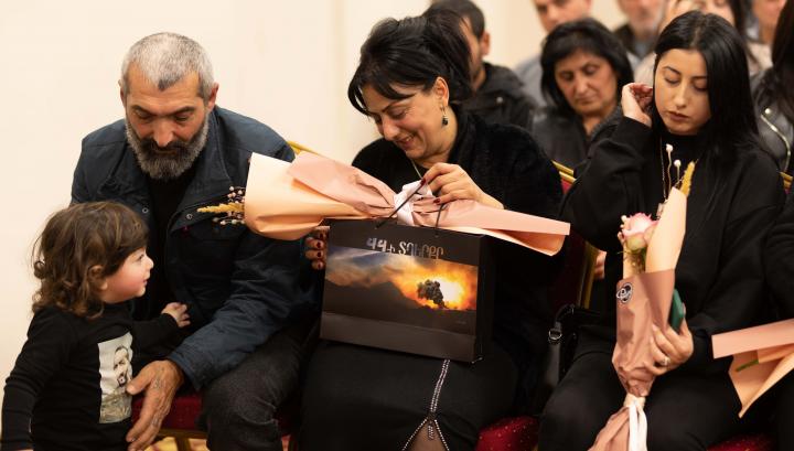 44-օրյա պատերազմի դեմքերն ու դրվագները՝ «44-ի տղերքը» գրքում