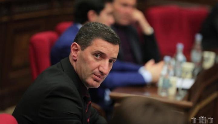 Բայրաքթարը Վայոց Ձորի մարզում է․ Ընդեղ էլ հանկարծ գել մել չխեղդես․ Գևորգ Պետրոսյան