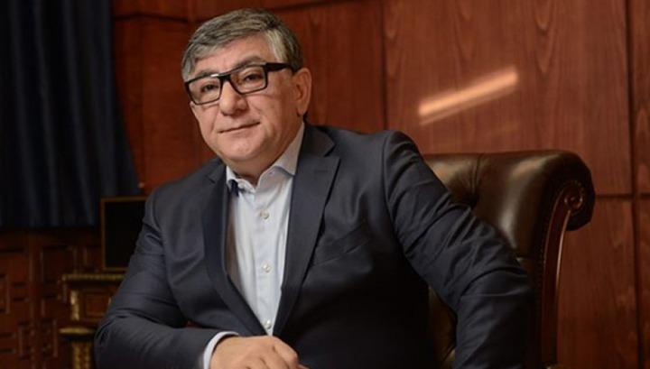 Խաչատուր Սուքիասյանի ռեինկարնացիան՝ որպես թիվ մեկ օլիգարխ․ Գոլոս Արմենիի