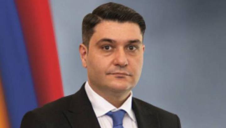 ԱԺ հանձնաժողովը հաստատեց «տարած-հետ բերած» թեկնածուին