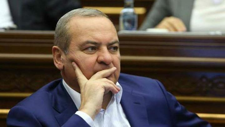 Թալանել են Սամվել Կարապետյանի եղբոր տունը․ Shamshyan.com