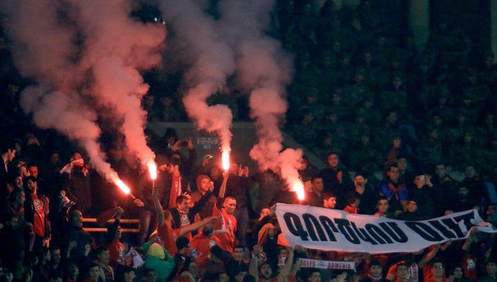 Հայաստան-Հունաստան խաղից հետո մարզադաշտից 4 քաղաքացի բերման է ենթարկվել