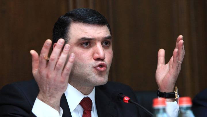 Բոլորը`այդ թվում Սասուն Խաչատրյանը,  ինձ պետք է պատասխան տան. Կոստանյան․ Factor