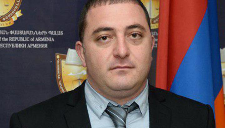 Լարված իրավիճակ՝ ոստիկանության դիմաց. Aysor.am