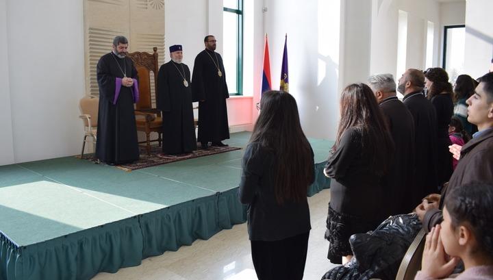 Կաթողիկոսը՝ ներմուծվող արատավոր երևույթների մասին