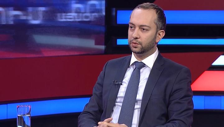 Այսպիսի դեպքերը չի ազդում իշխանության վարկանիշի վրա. Էդուարդ Աղաջանյանը՝ ԿԳՄՍ փոխնախարարի ձերբակալման մասին