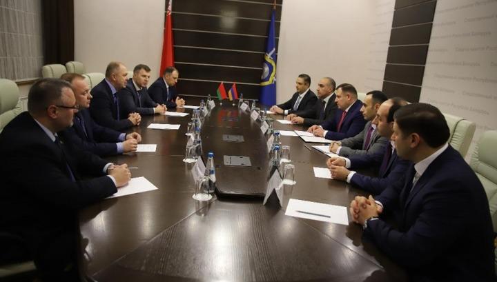 Հայկ Գրիգորյանը Մինսկում հանդիպել է Բելառուսի ՔԿ նախագահին