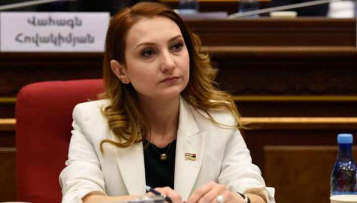 Մակունցը՝ «վտարանդի»․ ԱԺ-ում կատաստրոֆիկ վիճակ էր․ «Հրապարակ»