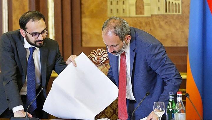 Նիկոլ Փաշինյանը Տիգրան Ավինյանին արձակուրդից հետ է կանչել