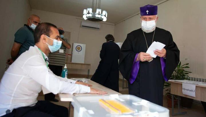 Կաթողիկոսն ընտրել է