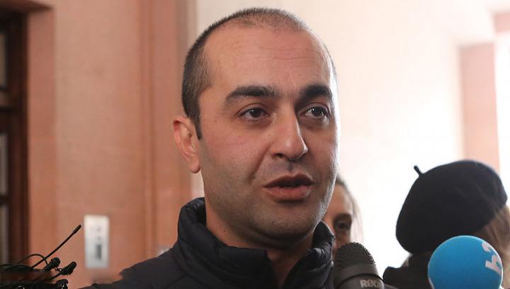 Ամրամ Մակինյանը Սուրենավանի ՔՊ-ական գյուղապետի գրառման առնչությամբ հաղորդում է ներկայացրել