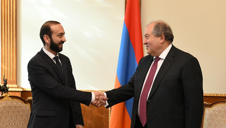 Արմեն Սարգսյանը հանդիպել է Արարատ Միրզոյանին