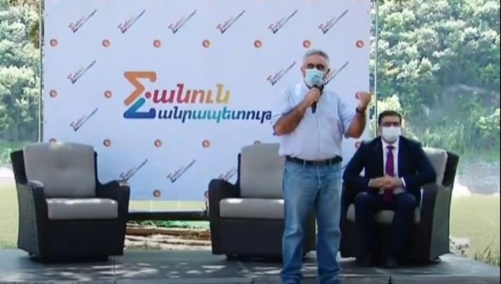 Արծրուն Հովհաննիսյանը լեգիտիմացնում է «բանակից թռնելը»․ Politik.am