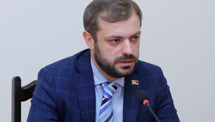 Գողացել են պատգամավոր Գևորգ Պապոյանի պայուսակը