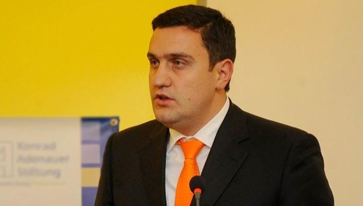 Եթե հասկանանք՝ ով էր Կուտոյանին կանչել Լոնդոնից, ամեն ինչ կընկնի իր տեղը․ կարծիք