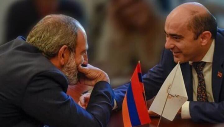 Էդմոն Մարուքյանը բնակարան է նվեր ստացել. ArmLur.am