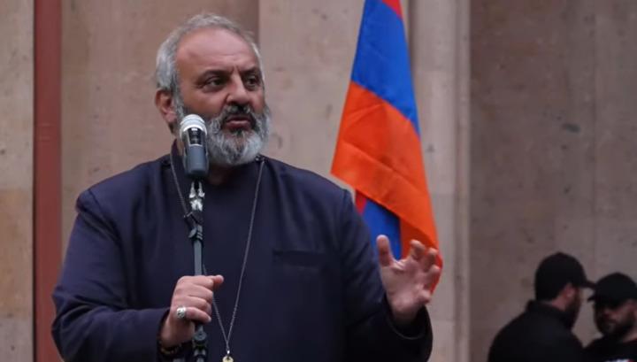 Փաշինյանը վերջին անգամ է գնալու Սարդարապատ որպես վարչապետ․ Բագրատ Սրբազան