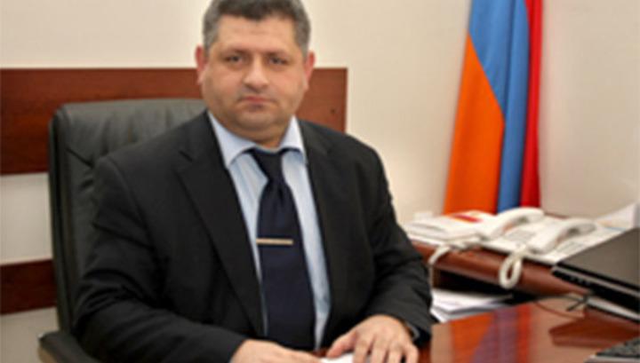 Երևանում թալանել են Վարչական դատարանի դատավոր Արծրուն Միրզոյանի Lexus-ը