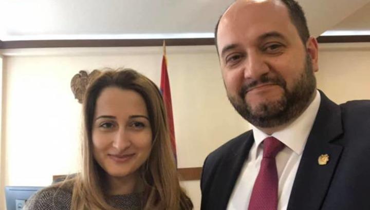 Արայիկ Հարությունյանի խոսնակը թողնում է պաշտոնը