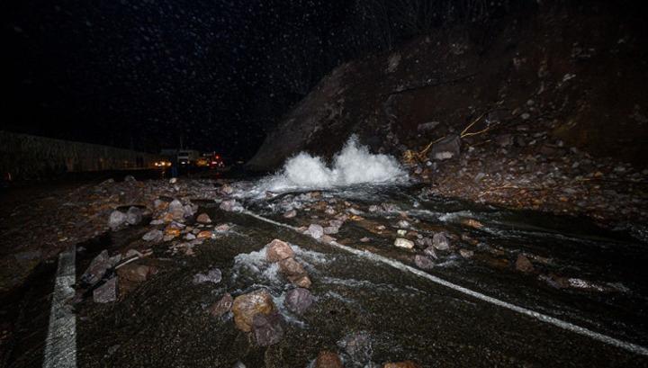 Պայթել է Վանաձորը սնուցող ջրատարը. միջպետական ճանապարհը փակ է