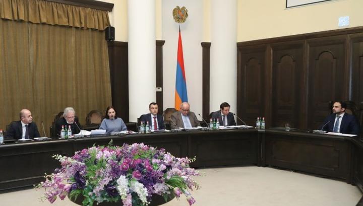 Ավինյանի մոտ քննարկել են «Հին Երևանի», Կոնդի և 33-րդ թաղամասի ծրագրերը