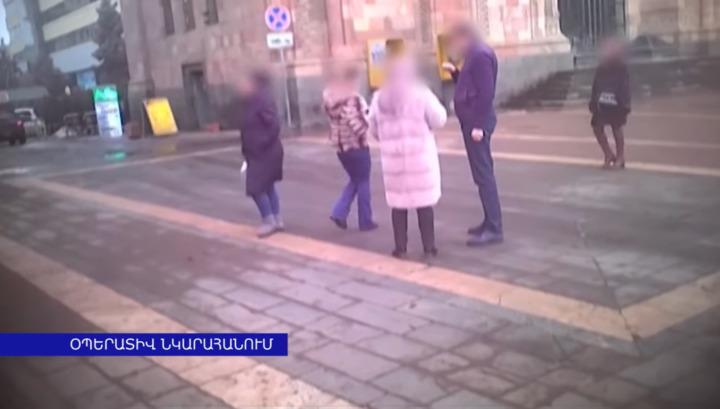 Պաշտոնյան կաշառք ստանալիս բռնվել է և ձերբակալվել․ԱԱԾ