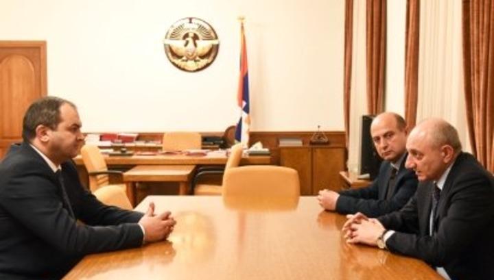 Բակո Սահակյանն ընդունել է Արթուր Դավթյանին