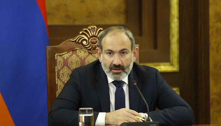 Նիկոլ Փաշինյանը հանդիպել է ՀՅԴ անդամների հետ