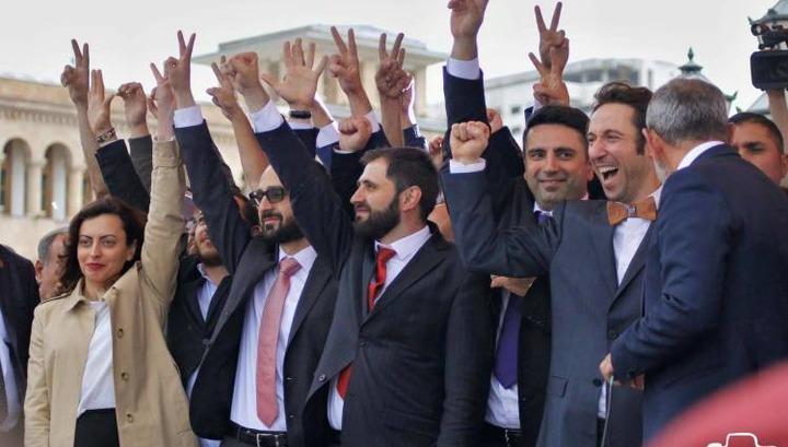 Մանդատ վայր դնելուց մինչև«մարդ ուտել»․ հանրաքվեի հնարավոր սցենարները․ «Հրապարակ»