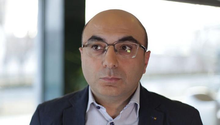 Երբ դեռ չկար աղետ, քաղաքը երբեք այդքան ցուցադրաբար չէր զարդարվում․ Վահե Հովհաննիսյան