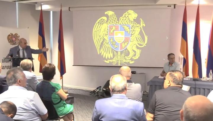 ԳԽ պատգամավորները կոչ են անում այս վիճակը չհանդուրժողներին համախմբվել և կասեցնել այս ընթացքը