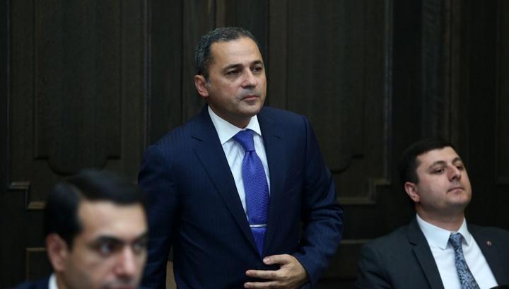 Փաշինյանը հրահանգել է գործ կարել Վահե Հակոբյանի վրա․ Սյունիքում մերժվելու հետևանքը․ Politik